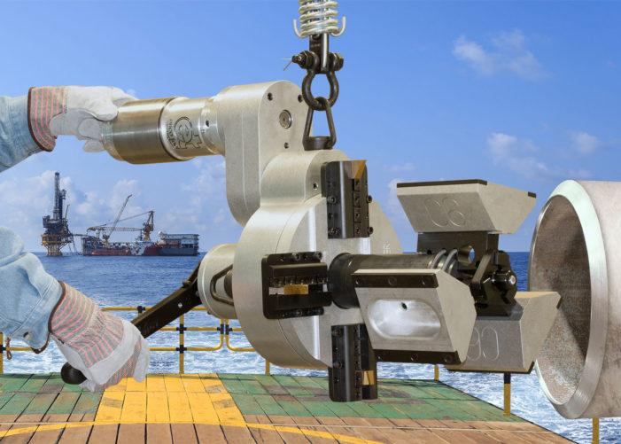 Pipe bevelling machine for hard alloys